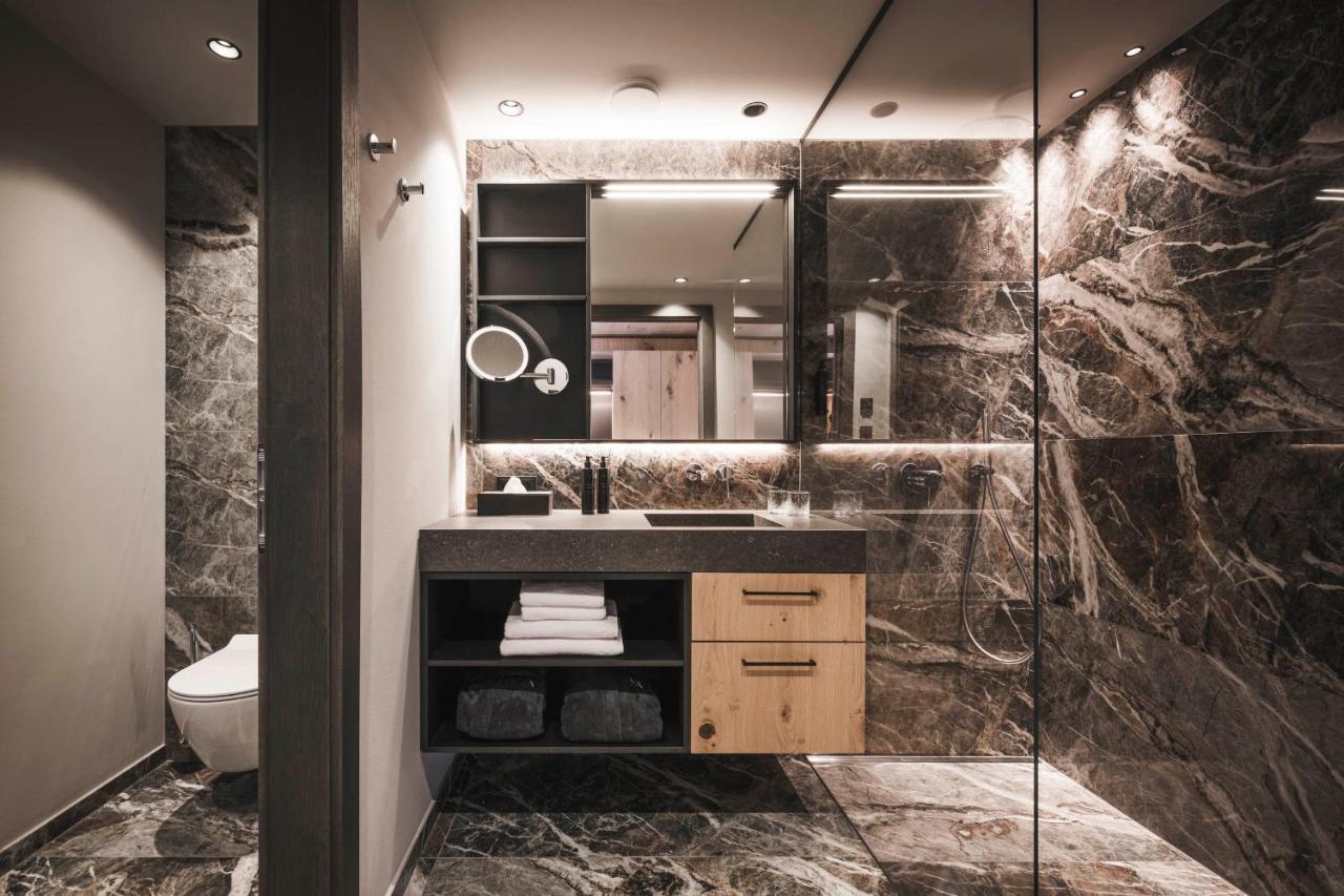 Somvita Suites Tirolo Bagian luar foto